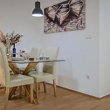 Brand New Apartment In City Center, Big Terrace Zagreb Exterior foto